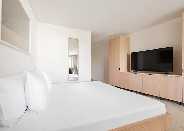 Par 502 Apartment *
