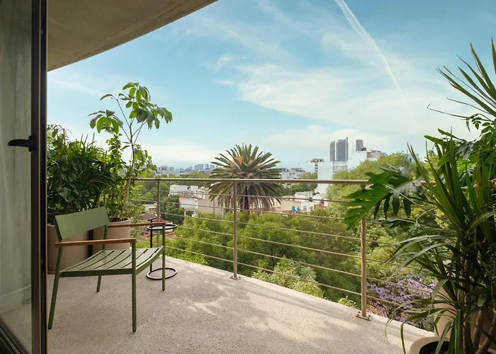 Par 502 Apartment