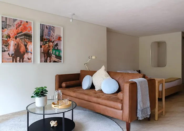 Par 502 Apartment *